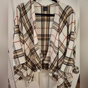 V. Fraas Plaid Wrap Poncho